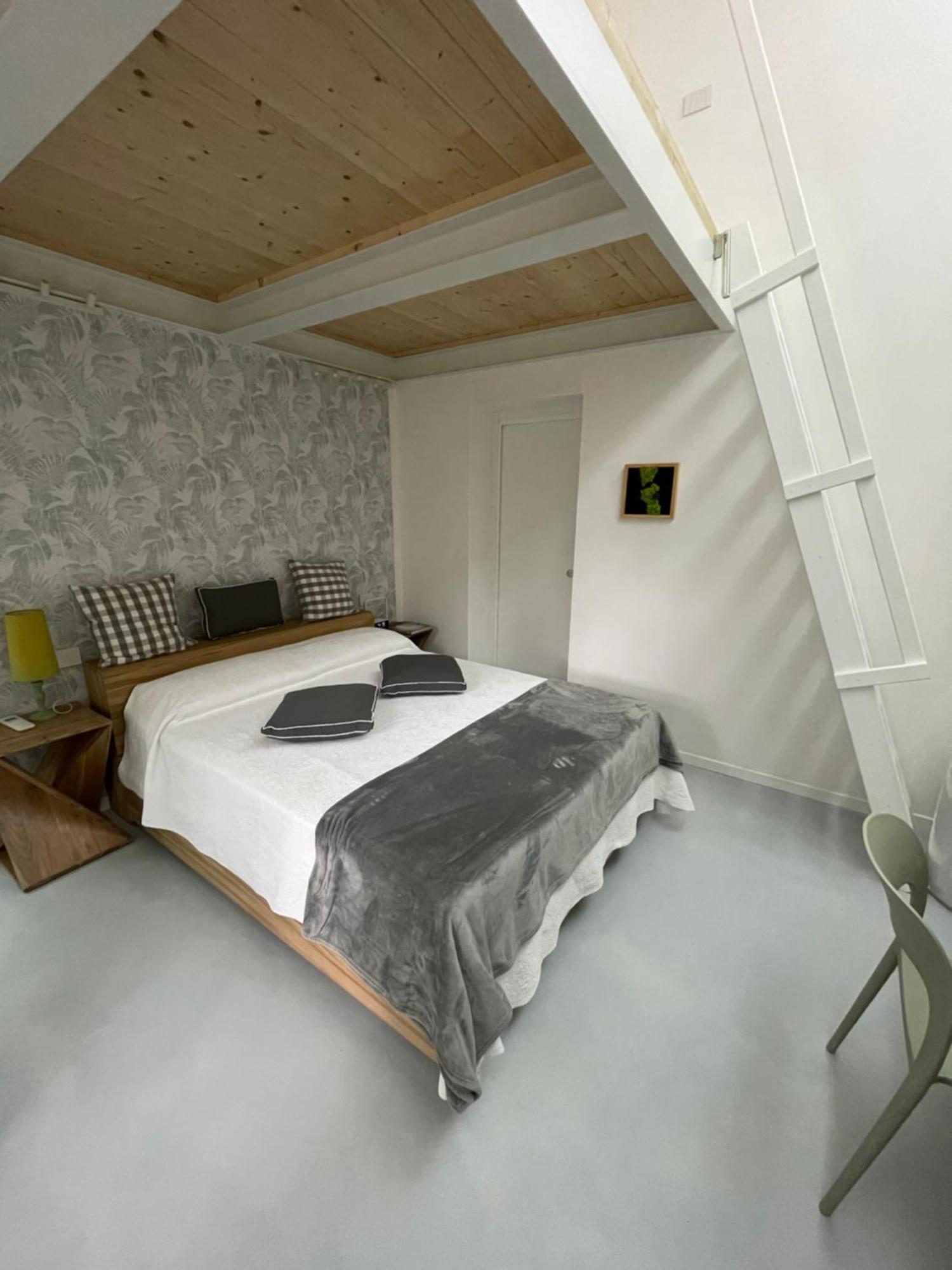 Poveromo B&B Massa  Buitenkant foto